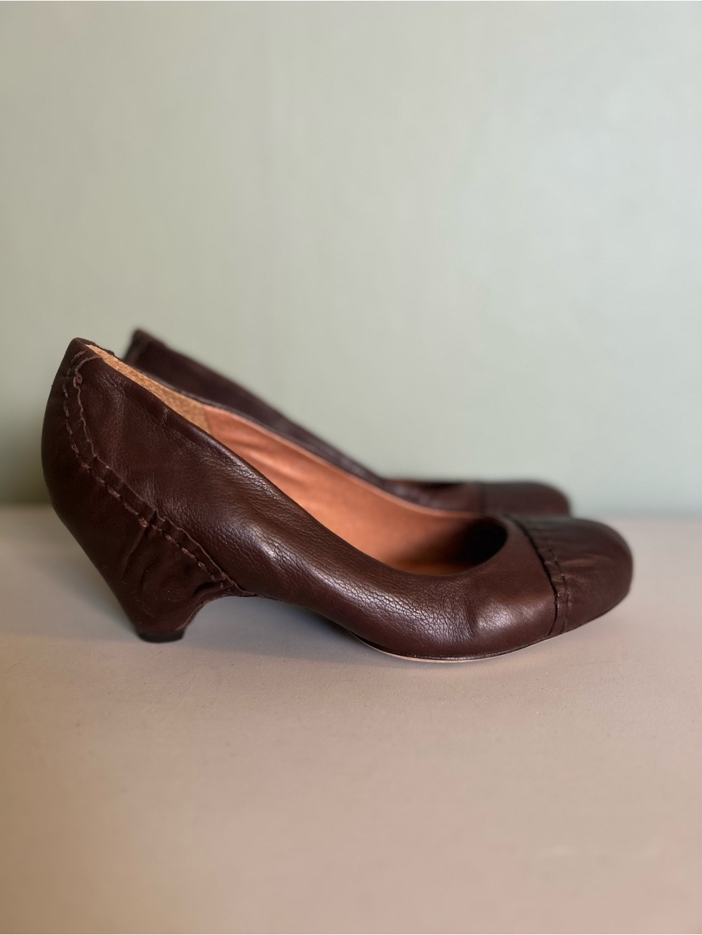 Classic Women's Brown Leather Low Heel Pumps